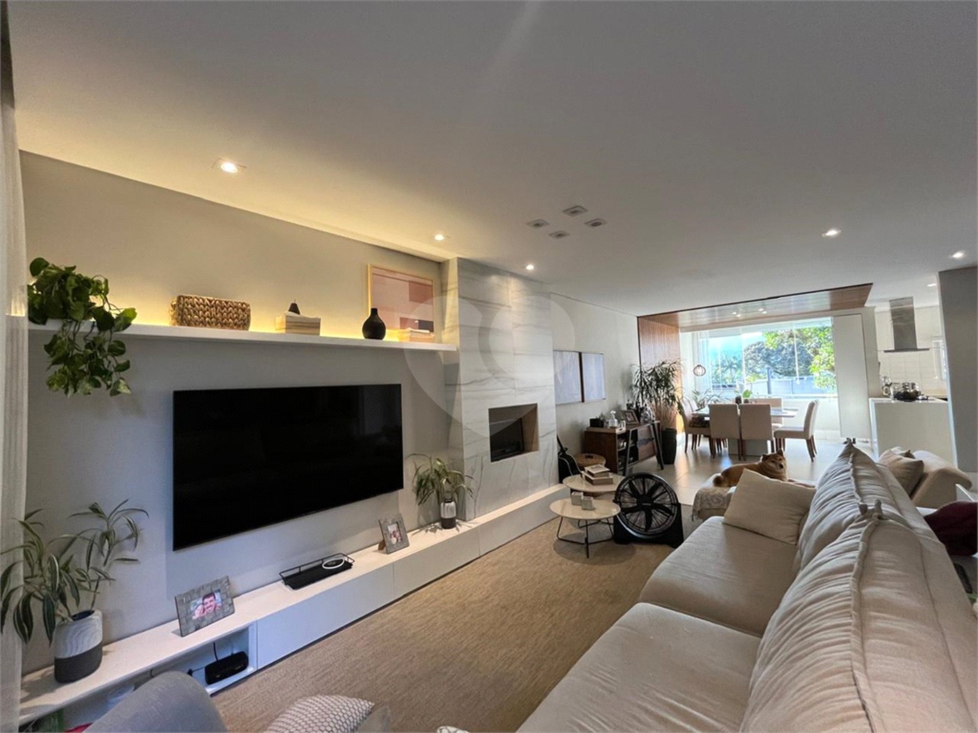 Casa à venda com 3 suítes no condomínio Domus, São Paulo - SP