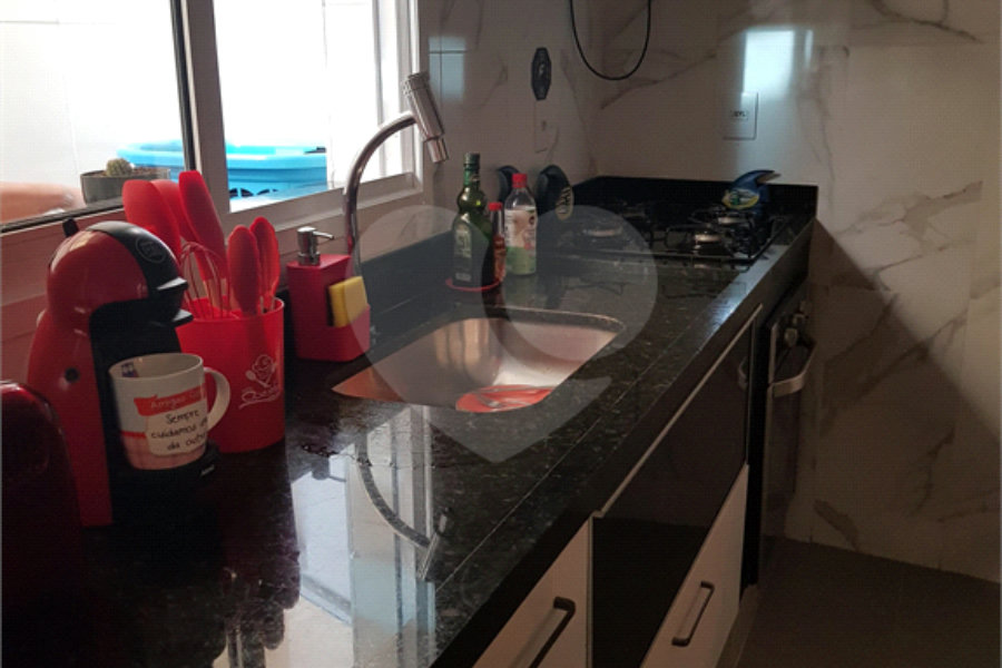 Casa à venda com 3 suítes no condomínio Residencial Mattos, São Paulo - SP