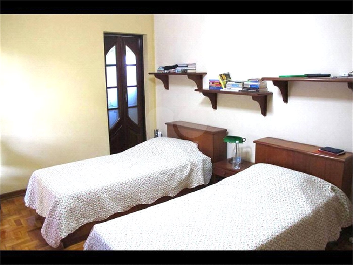 Sobrado à venda com 3 quartos, sendo 1 suíte, em Tremembé, São Paulo, SP