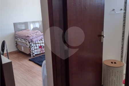 Casa à venda com 5 quartos, sendo 4 suítes, no condomínio Clube Florada Suzano, Suzano - SP