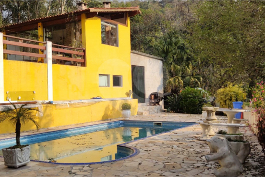 Casa à venda com 4 quartos, sendo 1 suíte, em Serra da Cantareira, Mairiporã, SP