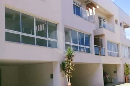 Casa à venda com 3 quartos, sendo 1 suíte, no condomínio Firenze, Sorocaba - SP