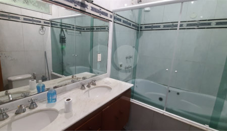 Sobrado à venda com 3 quartos, sendo 1 suíte,  em Serra da Cantareira, Mairiporã, SP