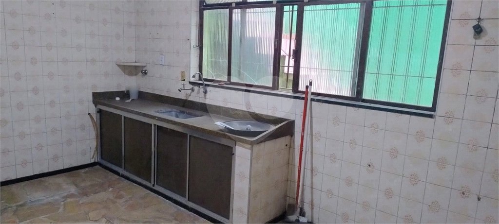 2 Casas – Bairro Aricanduva - c/ Salão Alugado – 56 m2 e 80 m2 – Terreno 5 x 25