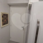 Apartamento de 3 quartos, mobiliado, para locação no Paraíso