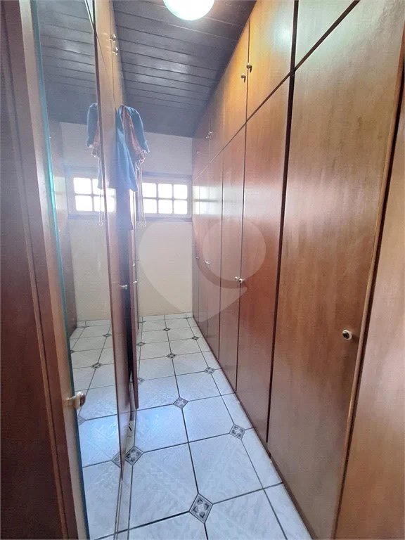 Casa para alugar com 3 quartos, sendo 1 suíte,  no condomínio Estância Marambaia, Vinhedo - SP