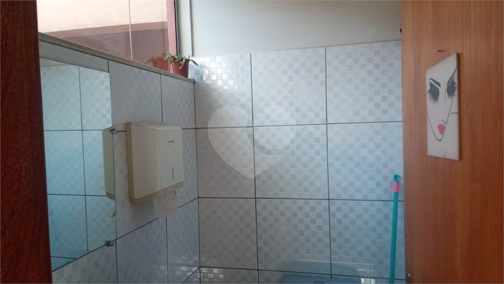 Bela casa No Santa Paula com um salão Comercial na frente.