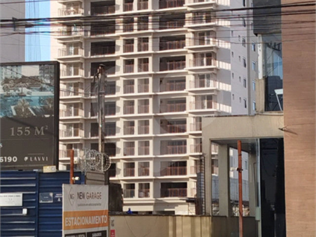 Apartamento à venda com 3 suítes em Jardim Franca, São Paulo, SP