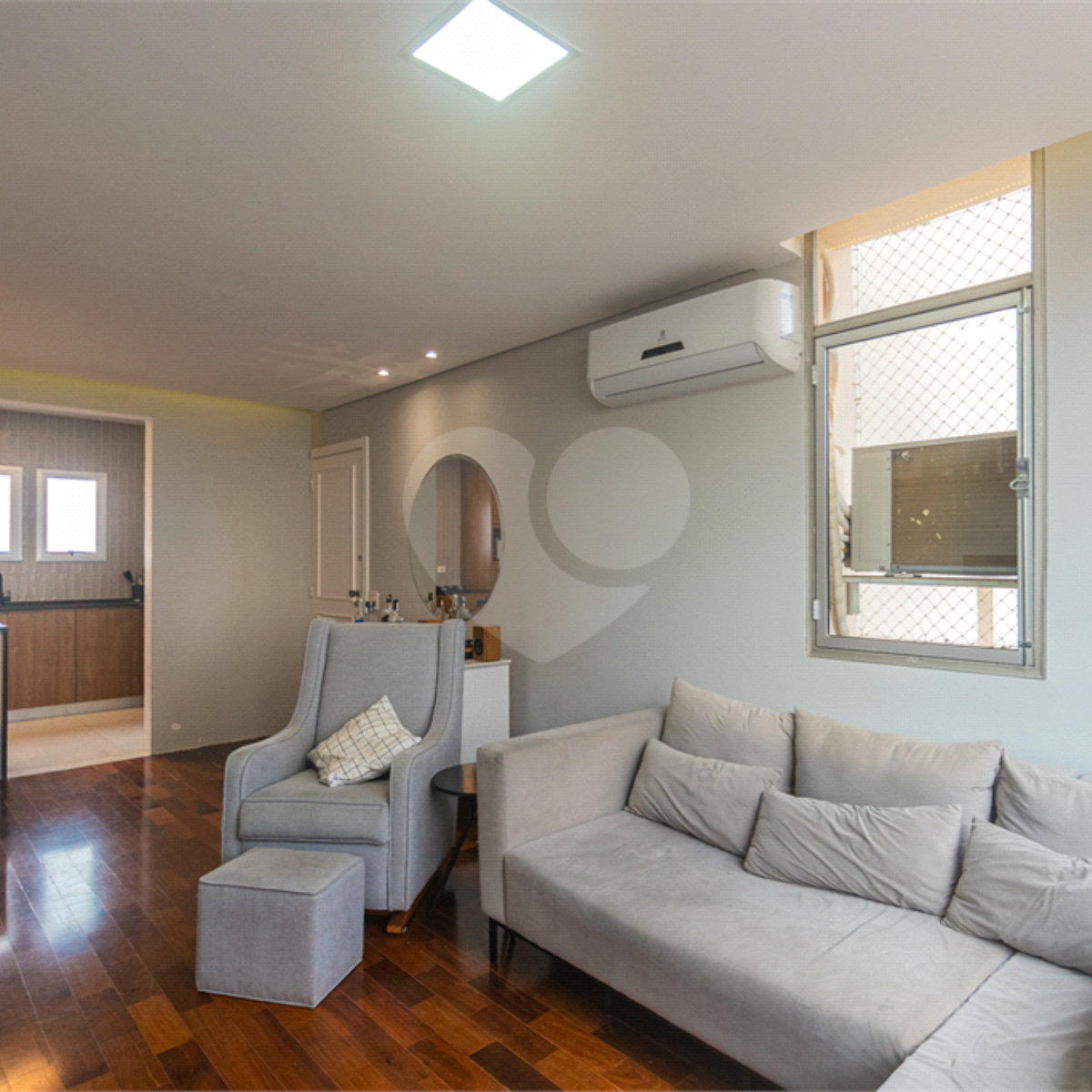 Apartamento à venda com 3 quartos, sendo 1 suíte, em Alto da Boa Vista, São Paulo, SP