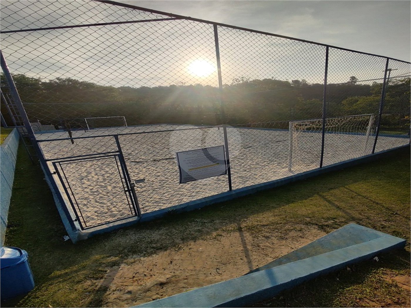 Casa à venda com 3 quartos, sendo 1 suíte,  no condomínio Atibaia Park 1, Atibaia - SP