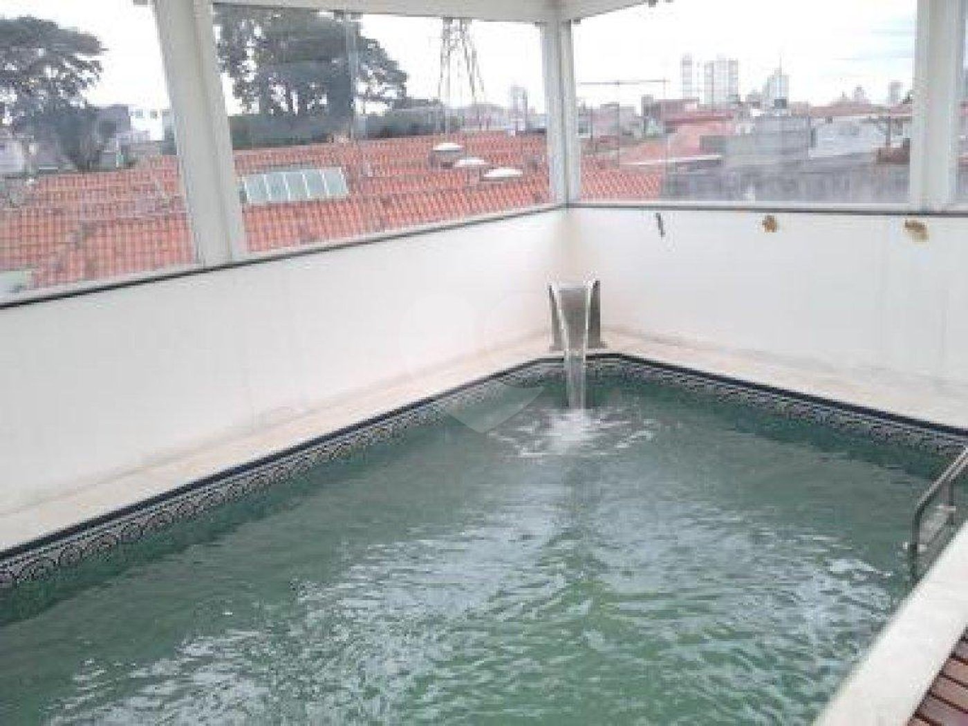 Sobrado à venda com 4 quartos, sendo 2 suítes, em Penha, São Paulo, SP