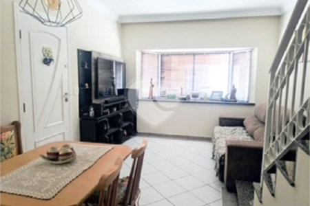 Casa à venda com 3 quartos, sendo 1 suíte, no condomínio Mariana, São Paulo - SP