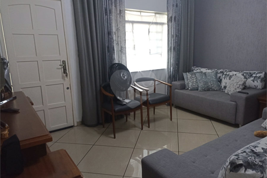 Sobrado à venda com 2 quartos em Tremembé, São Paulo, SP