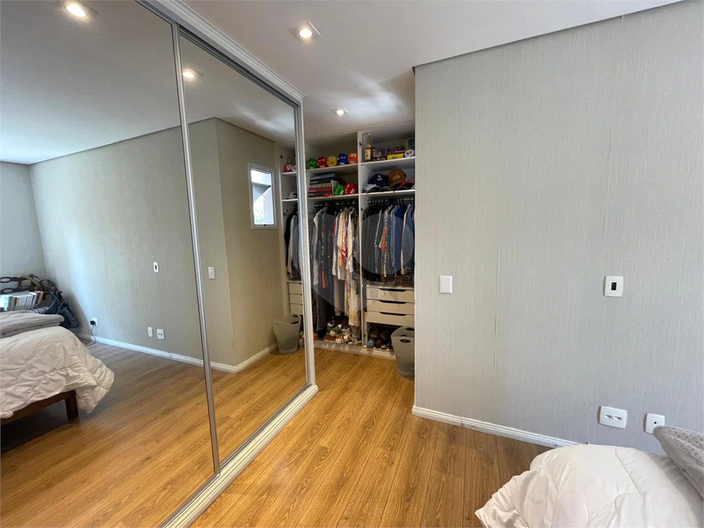 Apartamento à venda com 3 suítes em Vila Andrade, São Paulo, SP