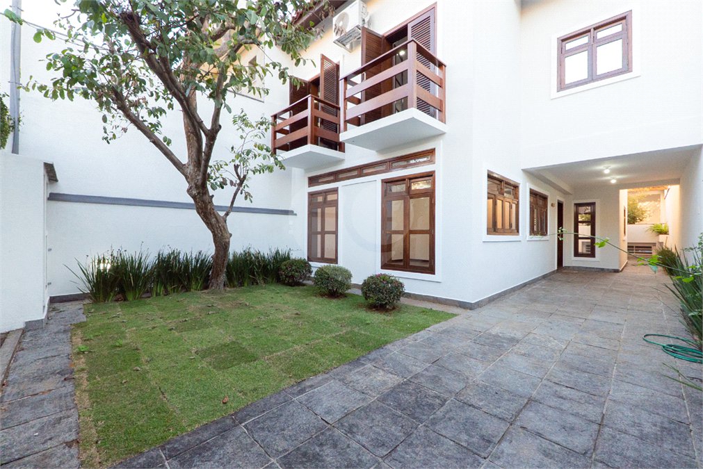Casa de Vila à venda com 3 quartos, sendo 1 suíte, em Planalto Paulista, São Paulo, SP