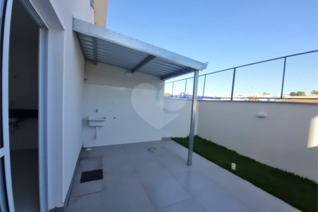 Casa à venda com 2 suítes no condomínio Residencial Américo Figueiredo, Sorocaba - SP