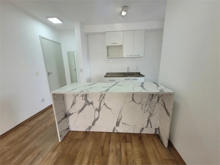 Apartamento à venda com 2 quartos em Vila Anastácio, São Paulo, SP