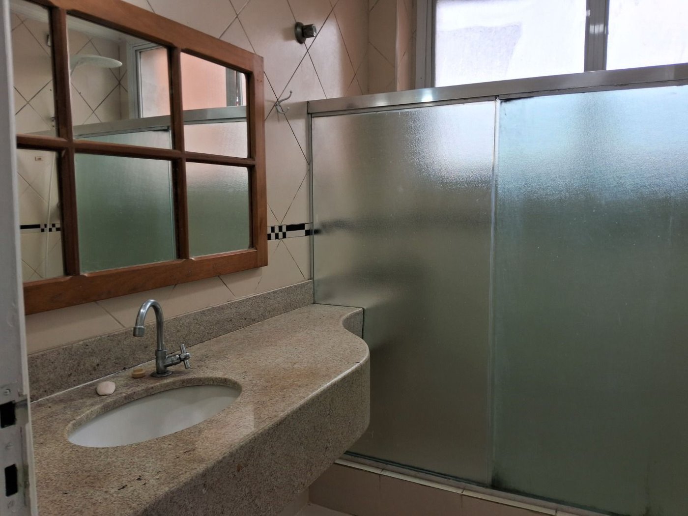 Apartamento com 3 dormitórios à venda, 180 m² por R$ 1.500.000,00 - Gonzaga - Santos/SP