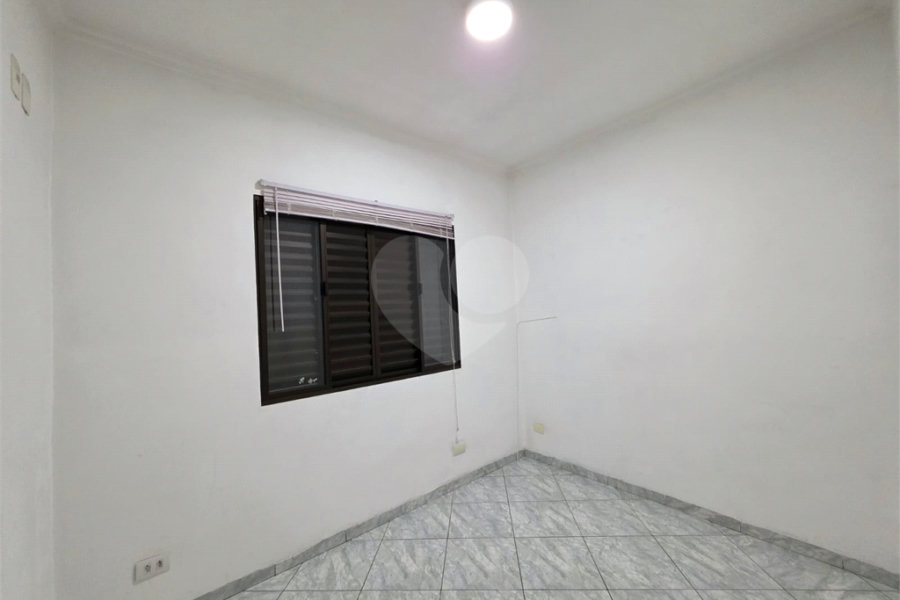 Sobrado à venda com 3 quartos em Vila Rica, São Paulo, SP