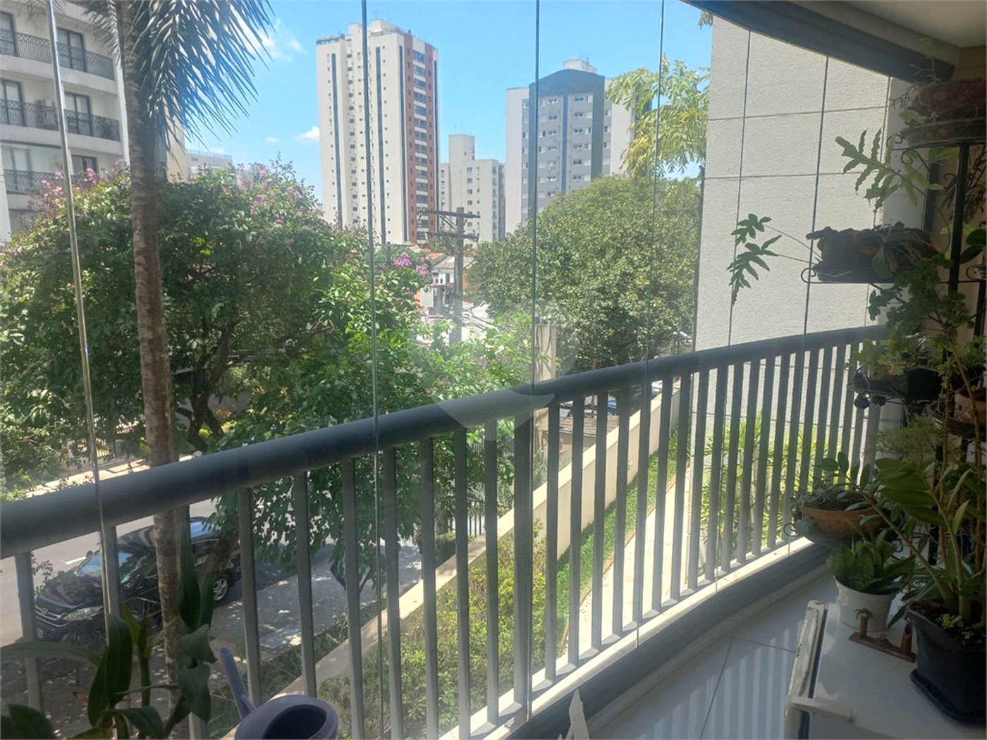 Apartamento à venda com 3 suítes em Vila Pompéia, São Paulo, SP