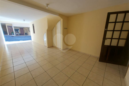 Casa à venda com 2 quartos no condomínio Residencial Aquidauana, São Paulo - SP