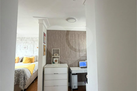 Apartamento à venda com 3 quartos, sendo 1 suíte,  em Vila Guarani (z Sul), São Paulo, SP