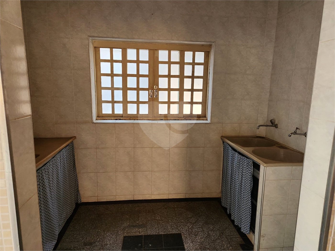 Casa à venda com 3 quartos, sendo 1 suíte, em Jardim Morumbi, Araraquara, SP