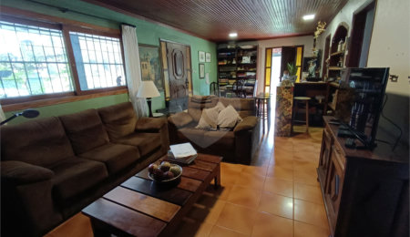 Chácara à venda com 3 quartos, sendo 1 suíte, em Dos Mendes, São Roque, SP