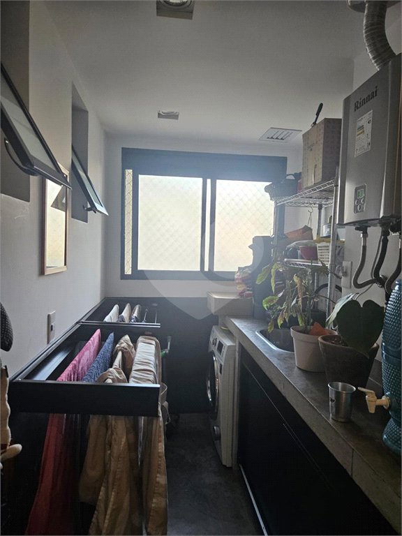 Apartamento à venda com 2 quartos, sendo 1 suíte,  em Pinheiros, São Paulo, SP