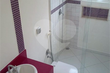 Casa à venda ou para alugar com 4 suítes no condomínio Quebec Ville Residencial, São Roque - SP