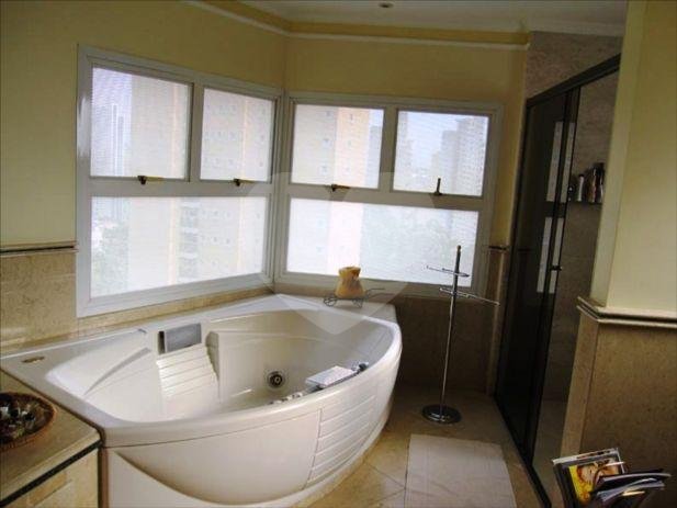 Apartamento à venda com 4 suítes em Jardim Fonte do Morumbi, São Paulo, SP