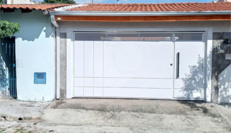 Casa de Vila à venda com 3 quartos em Jardim Santa Cruz, Salto, SP