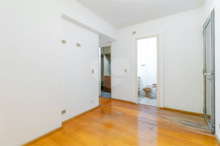 Apartamento à venda com 3 quartos, sendo 1 suíte,  em Cidade Monções, São Paulo, SP