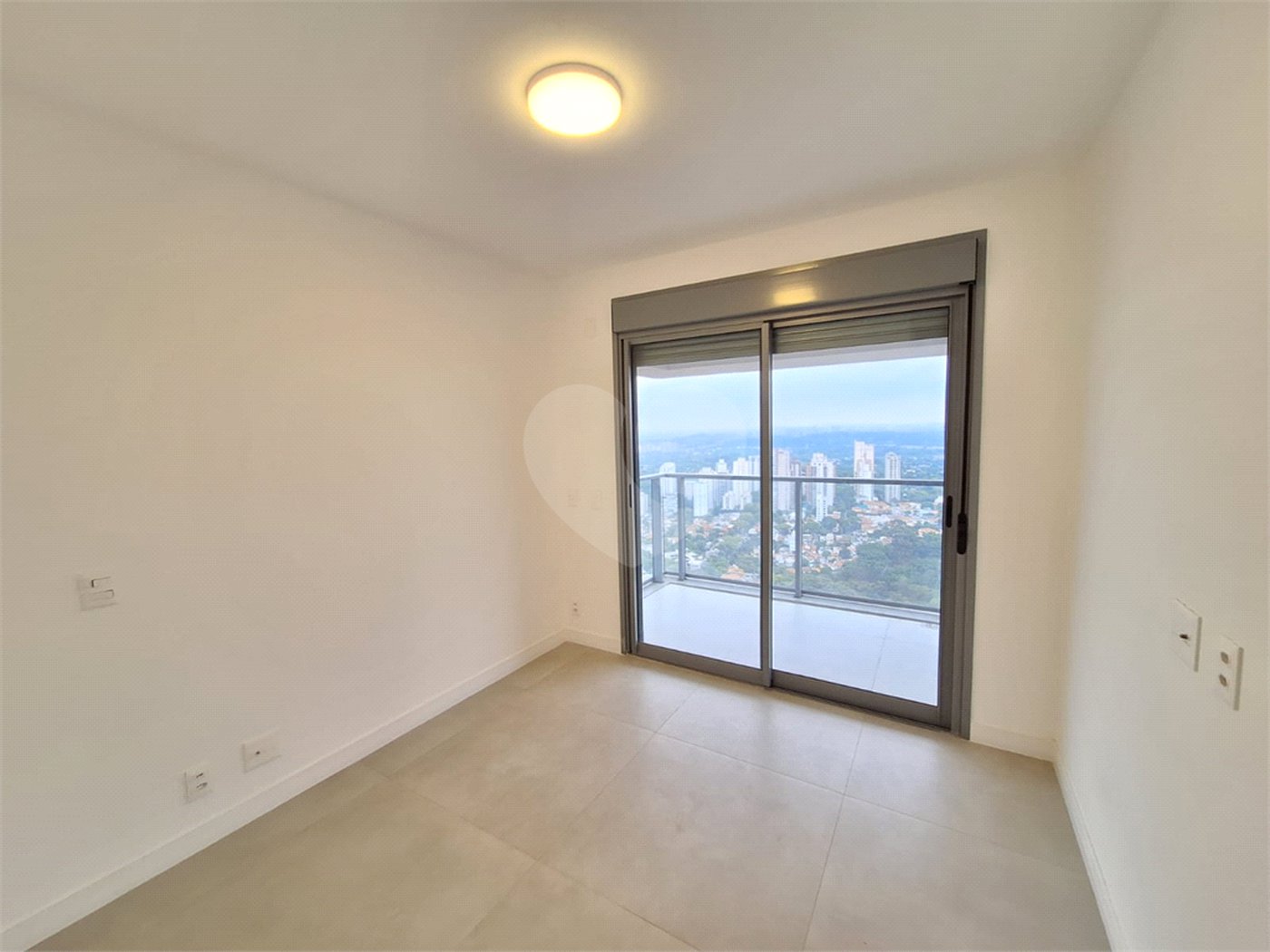 Apartamento para alugar com 3 suítes em Sumarezinho, São Paulo, SP