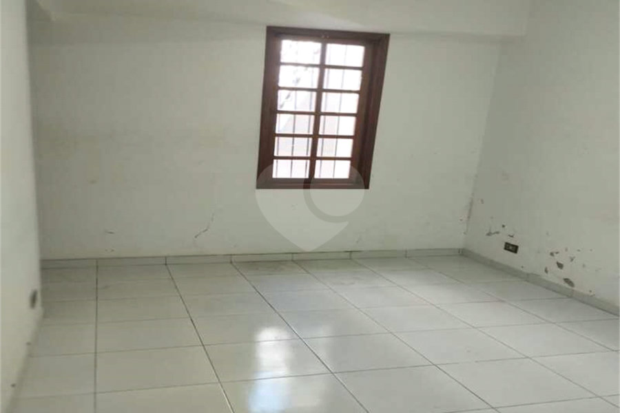 Casa à venda com 4 quartos, sendo 1 suíte,  em Santana, São Paulo, SP
