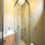 Casa Térrea Evidências - Indaiatuba/SP - R$ 1.950.000,00 - Área Total 307,33 m² - Área Construída 201,90 m² - TÉRREA - 03 suítes sendo a master com closet; Escritório; Lavabo; Cozinha com cooktop, forno, micro-ondas e coifa; Móveis planejados na hall de entrada, sala, escritório, cozinha, gourmet, s