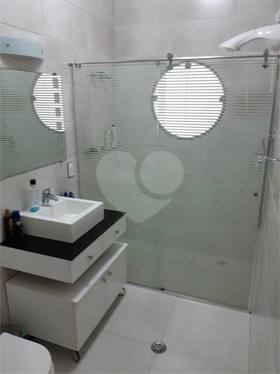 Sobrado à venda com 3 quartos, sendo 2 suítes,  em Vila Paulicéia, São Paulo, SP