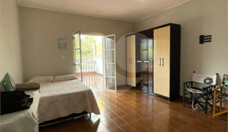 Sobrado à venda com 3 quartos, sendo 1 suíte,  em Vila Curuçá, São Paulo, SP