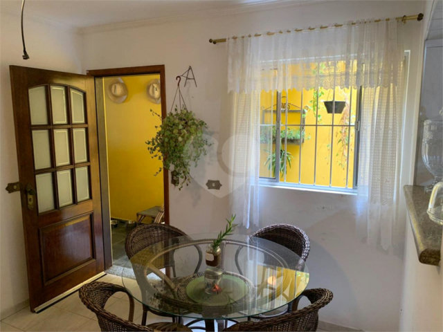 Sobrado à venda com 2 quartos, sendo 1 suíte,  em Cupecê, São Paulo, SP