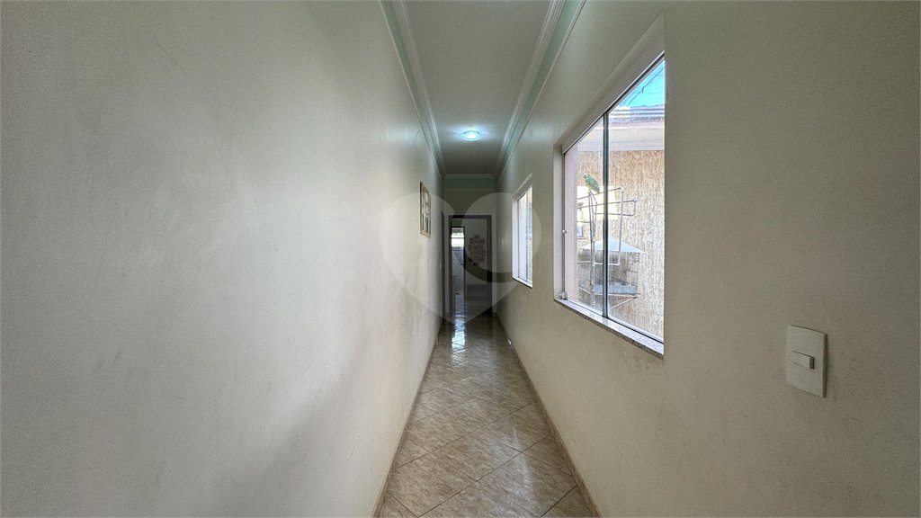 Casa à venda com 4 quartos, sendo 3 suítes, no condomínio Terras de Mont Serrat, Salto - SP