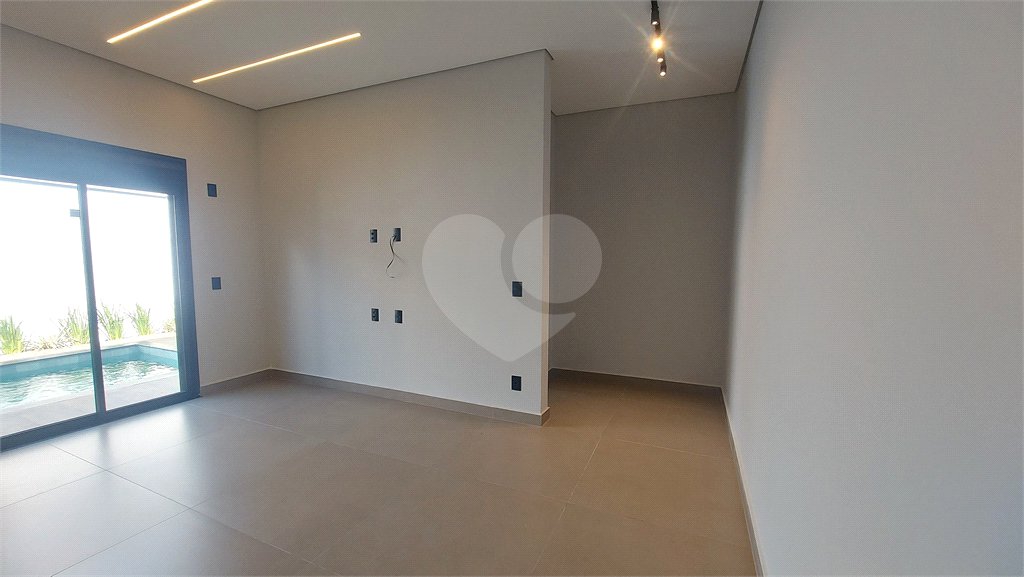Casa à venda com 3 suítes no condomínio Villagio DI Capri, Votorantim - SP