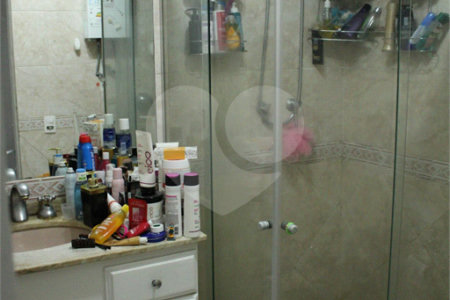 Apartamento à venda com 3 quartos, sendo 1 suíte, em Rio Comprido, Rio de Janeiro, RJ