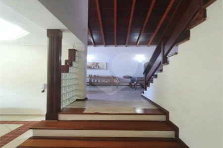 Casa à venda com 4 quartos, sendo 3 suítes, no condomínio Village Terras de Indaiá, Indaiatuba - SP