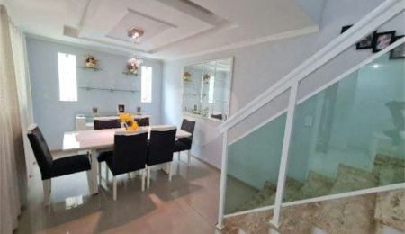 Casa para alugar com 5 suítes no condomínio Recanto das Garças V, Cotia - SP