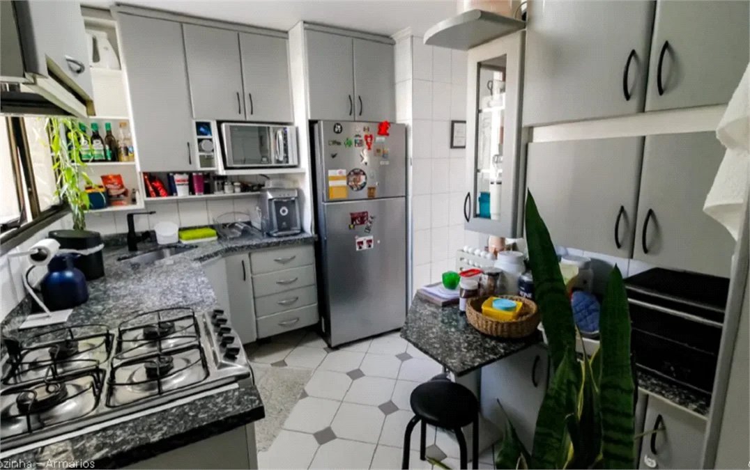 Apartamento à venda com 3 quartos, sendo 1 suíte,  em Vila Andrade, São Paulo, SP
