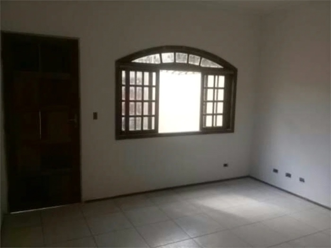 Sobrado à venda com 3 quartos, sendo 1 suíte,  em Jardim Monte Kemel, São Paulo, SP
