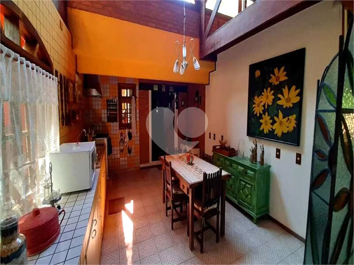 Casa Térrea à venda com 5 quartos, sendo 4 suítes, em Serra da Cantareira, Mairiporã, SP