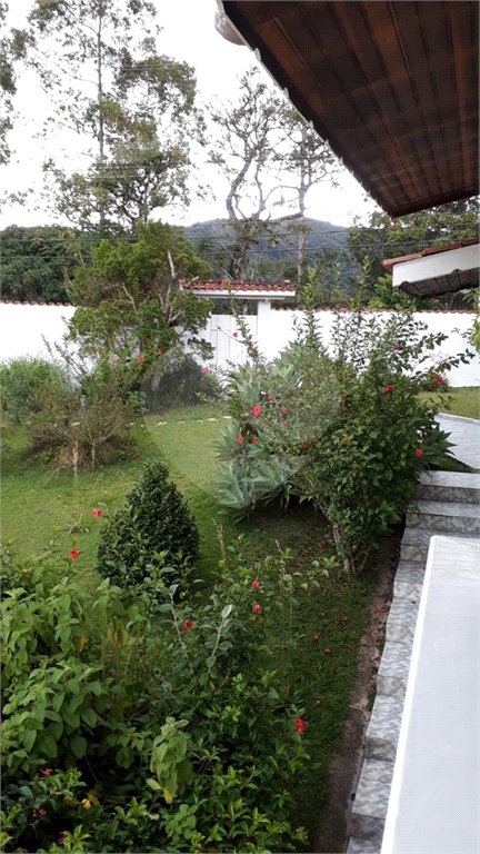 Casa à venda com 3 suítes no condomínio Gleba II, Mairiporã - SP
