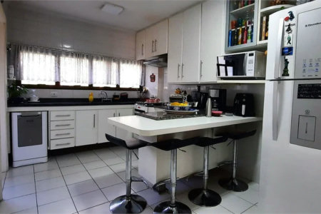 Apartamento à venda com 3 quartos, sendo 1 suíte, em Vila Andrade, São Paulo, SP