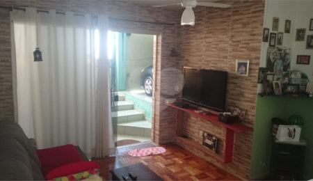 Casa à venda com 3 quartos em Vila Deyse, Itapetininga, SP